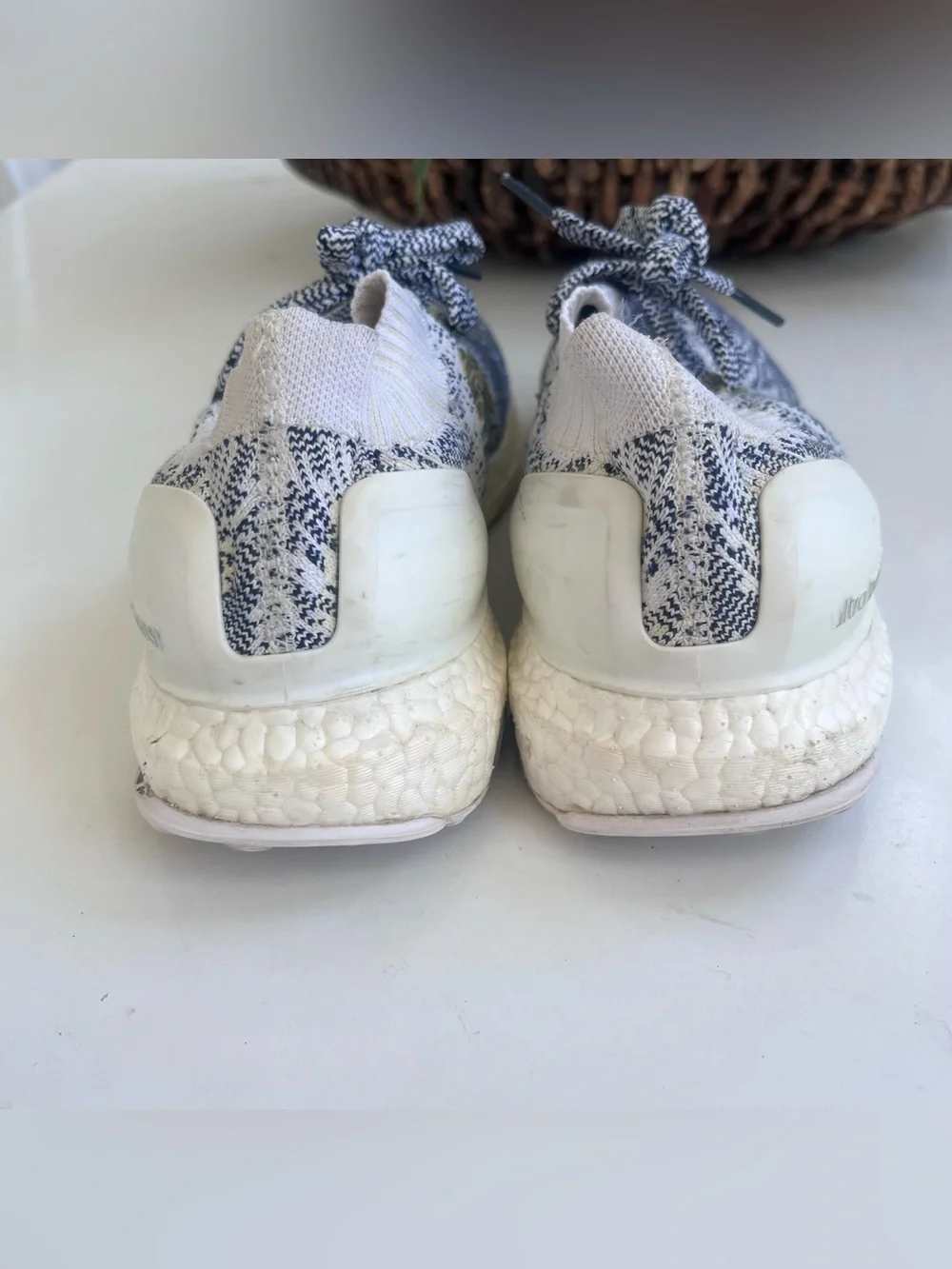 Adidas UltraBoost Uncaged Non Dyed Shoe Sock Sneaker PrimeKnit Mens 8.5 Wht Navy